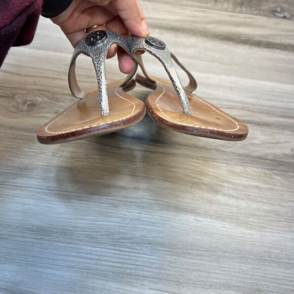 Tory Burch Sandals Cameron Size 7M Pewter Croc Embossed Leather Thong Flats - Picture 5 of 10